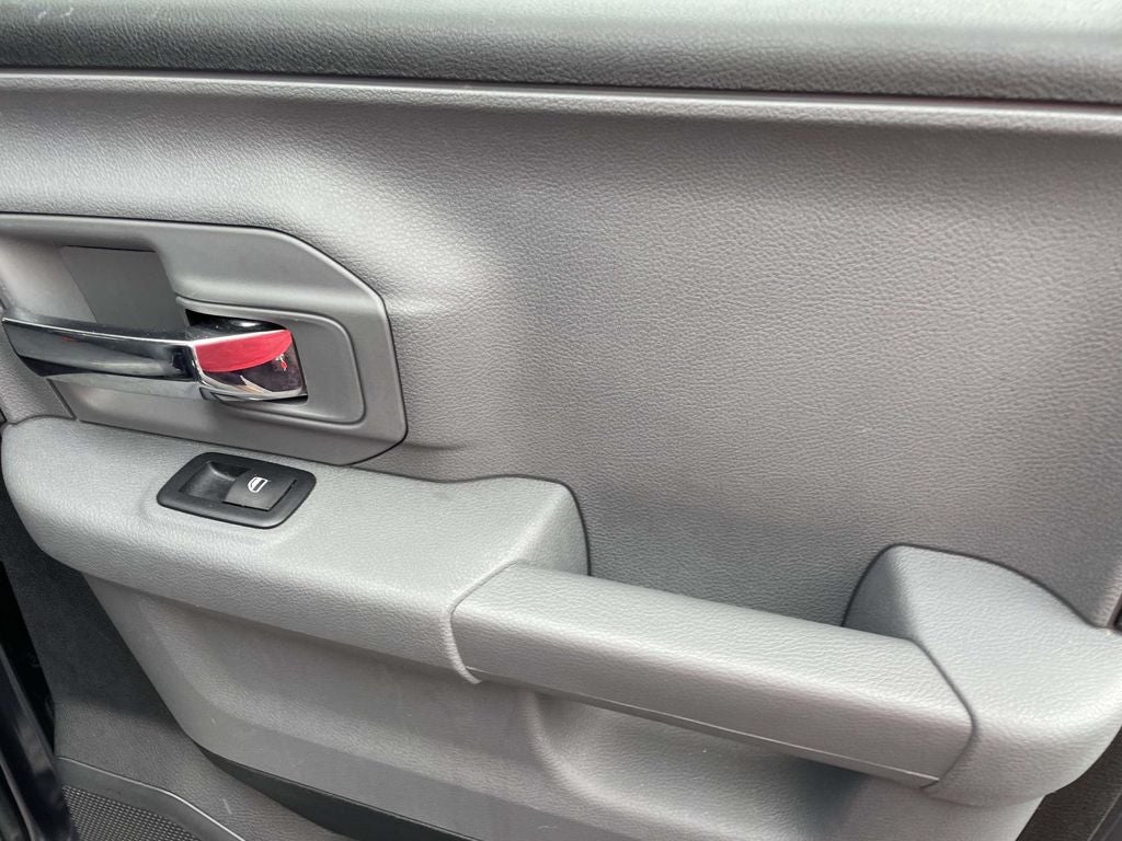 2018 RAM 1500 Big Horn Quad Cab 4x2 6'4' Box