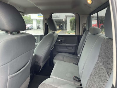 2018 RAM 1500 Big Horn Quad Cab 4x2 6'4' Box