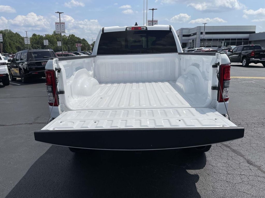 2022 RAM 1500 Big Horn Quad Cab 4x4 6'4' Box