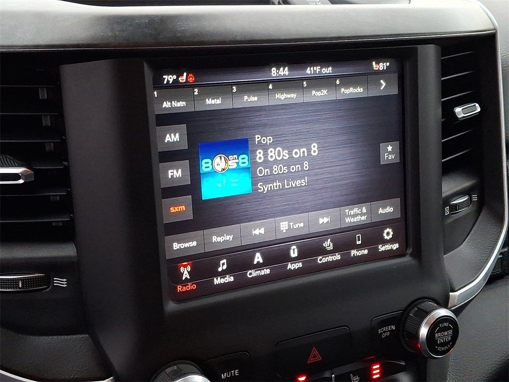 2020 RAM 1500 Big Horn Crew Cab 4x4 5'7' Box