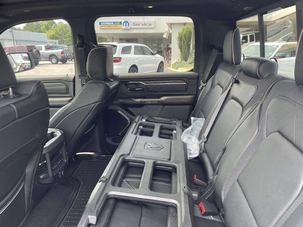 2026 RAM 1500 RAM 1500 LIMITED CREW CAB 4X4 5'7' BOX