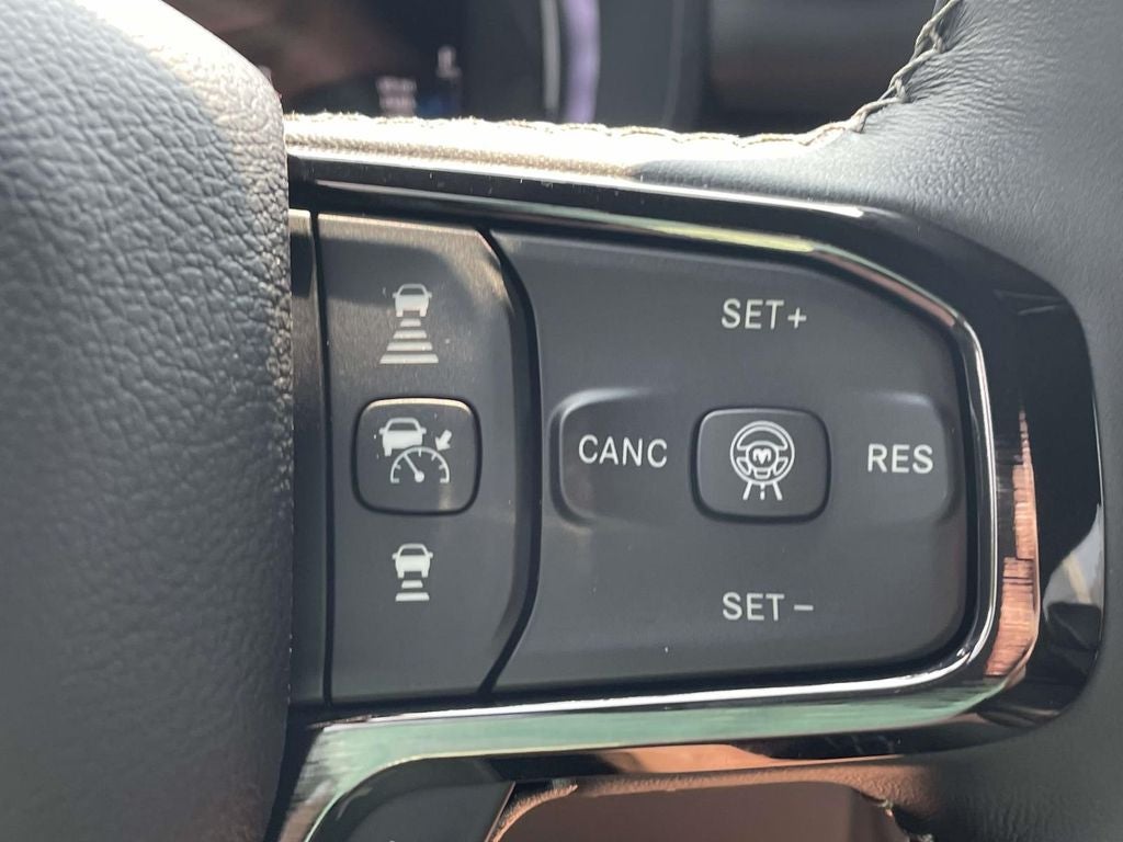 2026 RAM 1500 RAM 1500 LIMITED CREW CAB 4X4 5'7' BOX