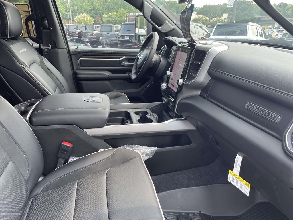 2026 RAM 1500 RAM 1500 LARAMIE CREW CAB 4X4 5'7' BOX