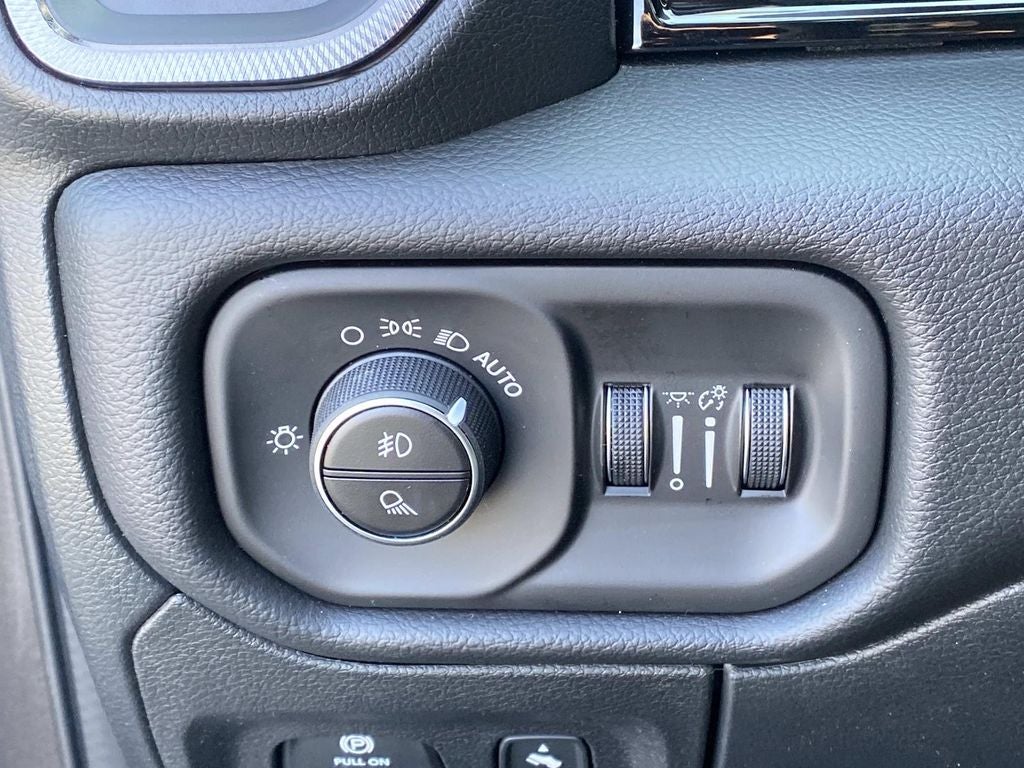 2026 RAM 1500 RAM 1500 REBEL CREW CAB 4X4 5'7' BOX