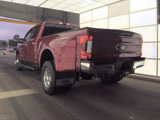 2017 Ford F-350SD LARIAT