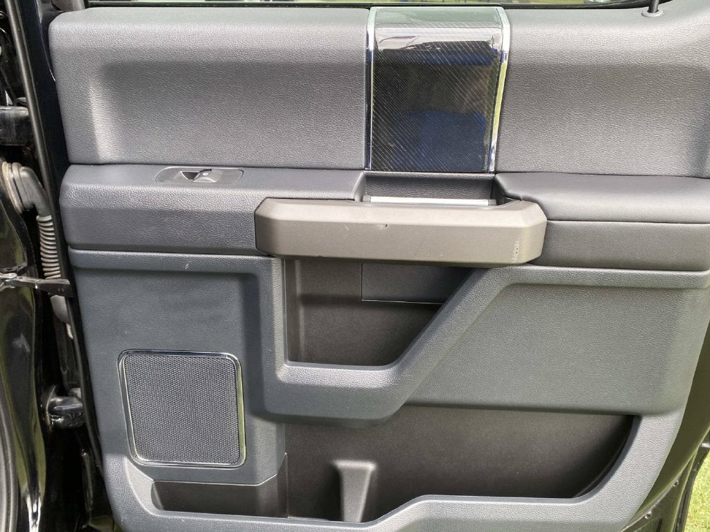 2022 Ford F-450SD Platinum
