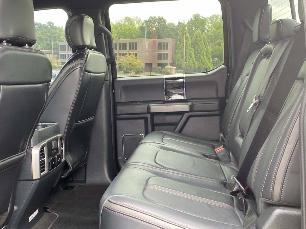 2022 Ford F-450SD Platinum