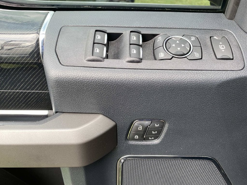 2022 Ford F-450SD Platinum