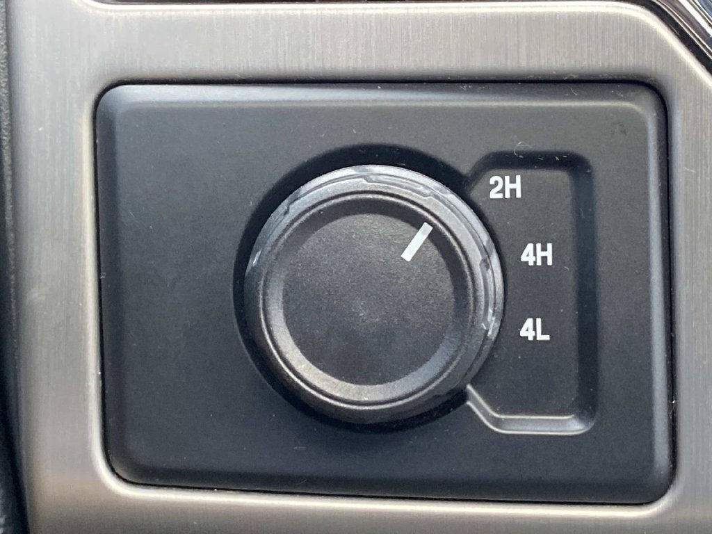 2022 Ford F-450SD Platinum