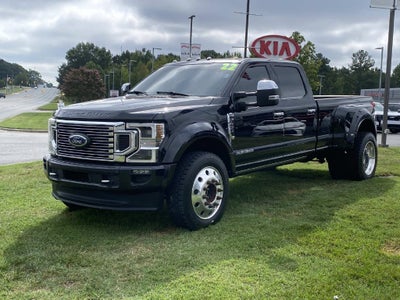 2022 Ford F-450SD Platinum