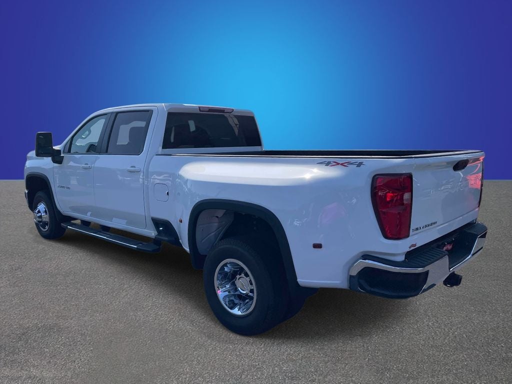 2026 Chevrolet Silverado 3500HD Crew Cab, Long Bed, LT Dual Rear Wheel, RWD