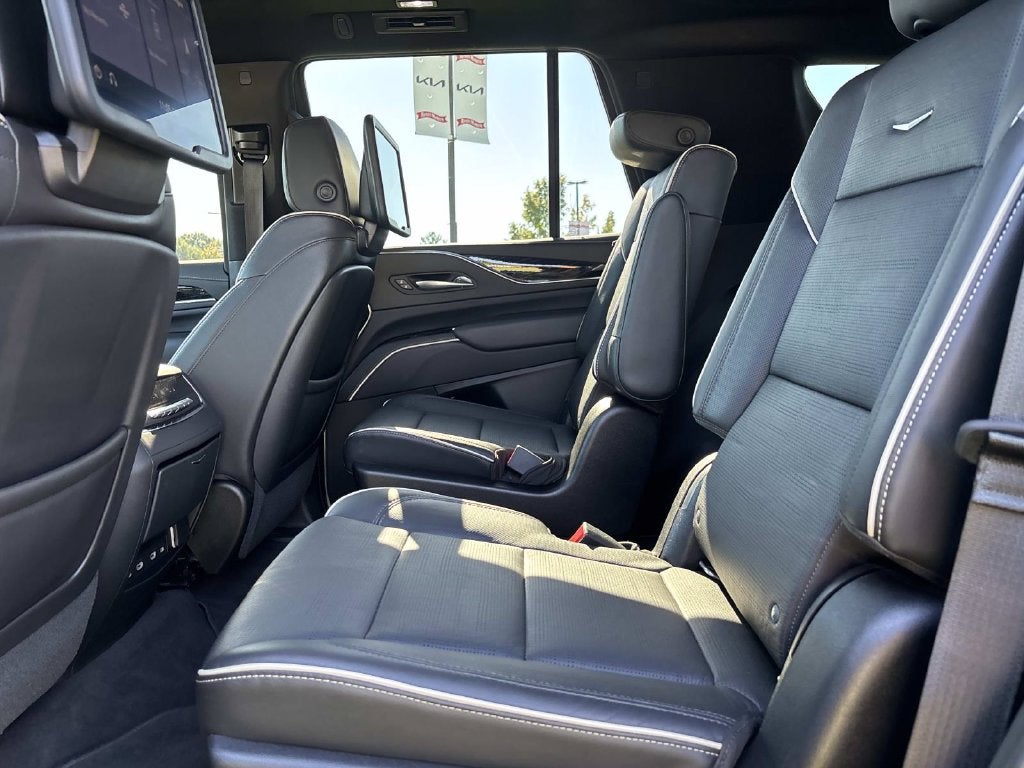 2021 Cadillac Escalade 2WD Sport