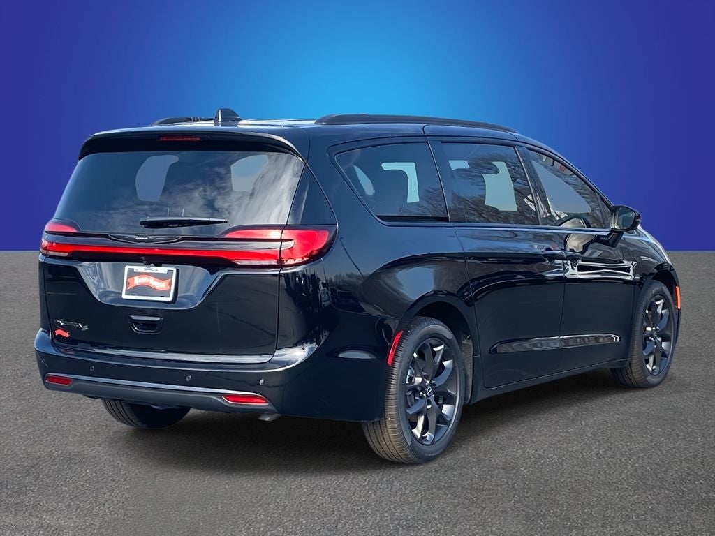 2026 Chrysler Pacifica PACIFICA SELECT