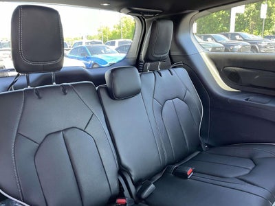 2027 Chrysler Pacifica PACIFICA LIMITED