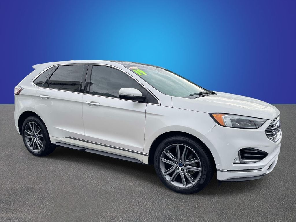 2019 Ford Edge Titanium