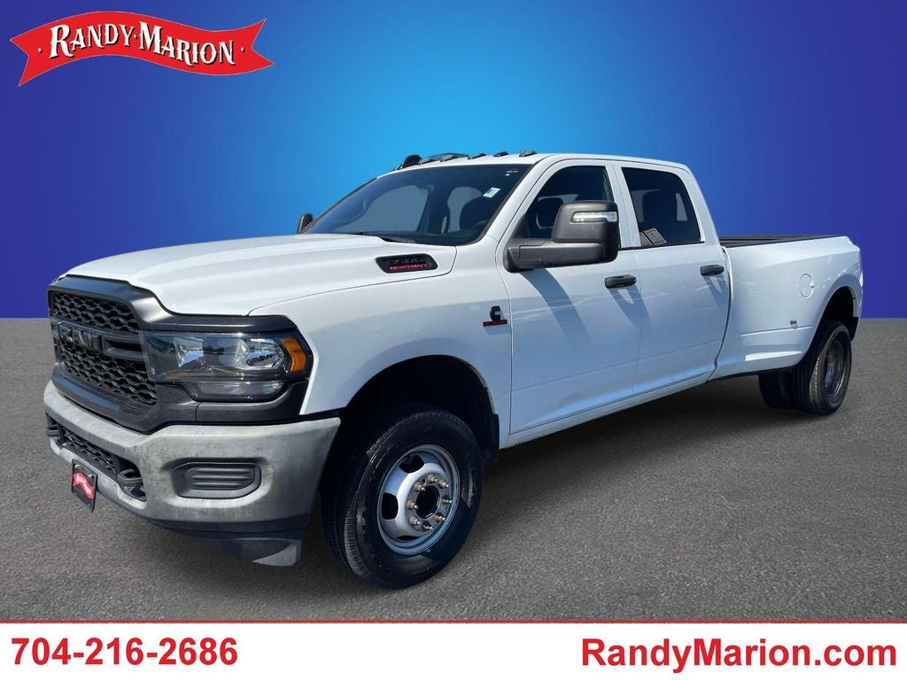 2024 RAM 3500 Tradesman Crew Cab 4x4 8' Box