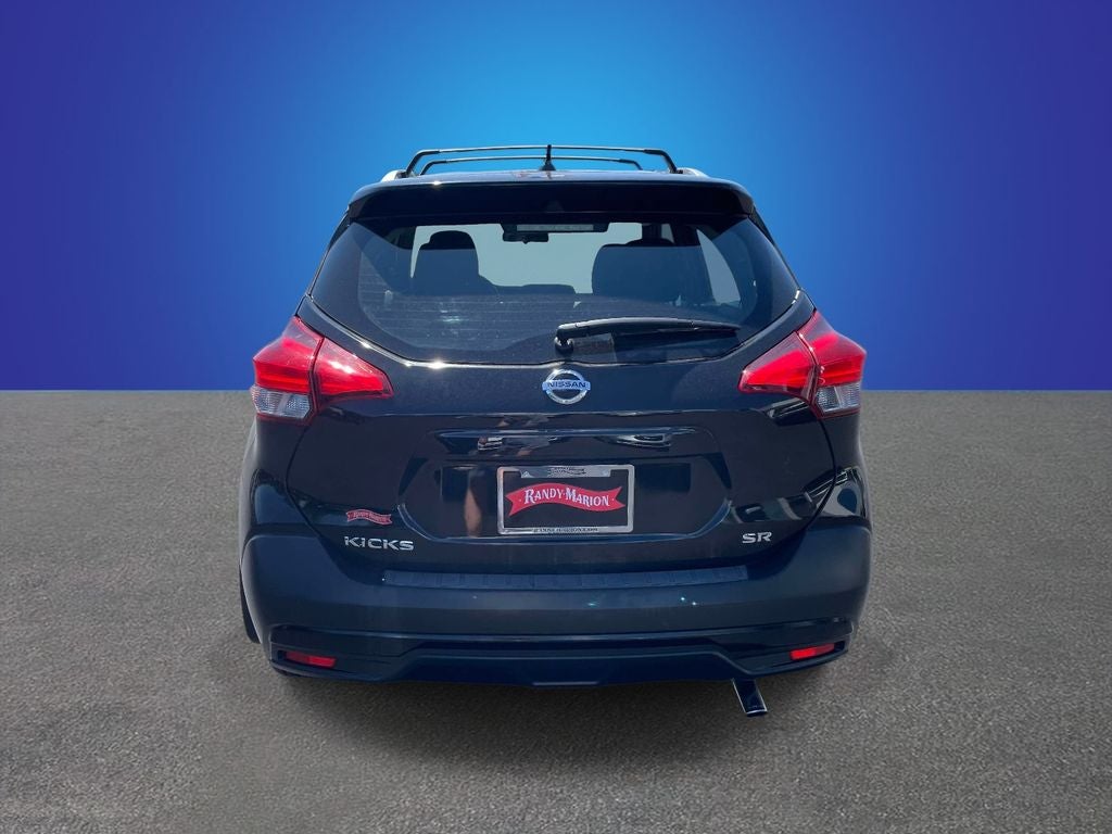 2019 Nissan Kicks SR