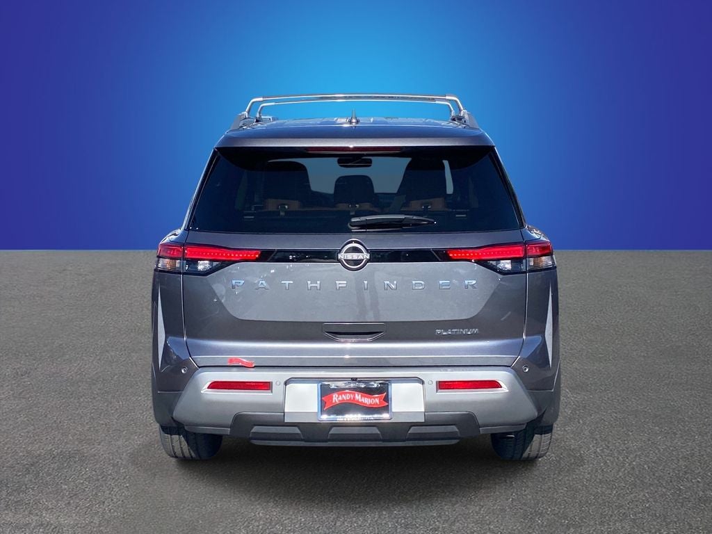2024 Nissan Pathfinder Platinum FWD