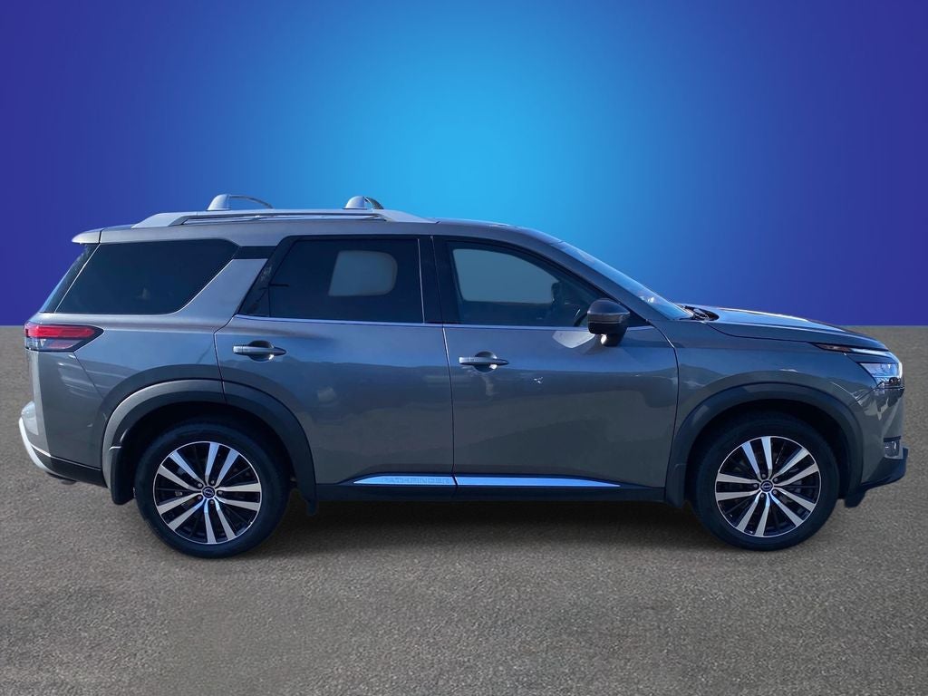 2024 Nissan Pathfinder Platinum FWD