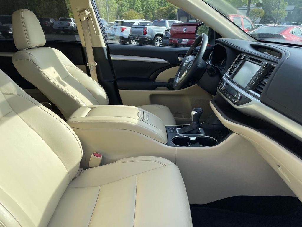 2014 Toyota Highlander XLE V6