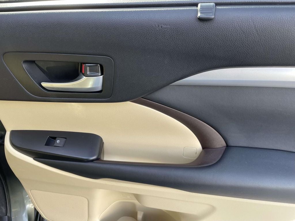 2014 Toyota Highlander XLE V6