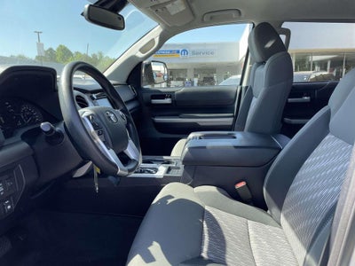 2018 Toyota Tundra SR5 5.7L V8