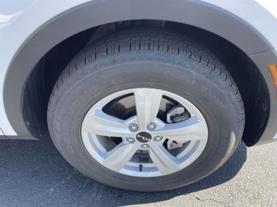 2025 Kia Sorento LX