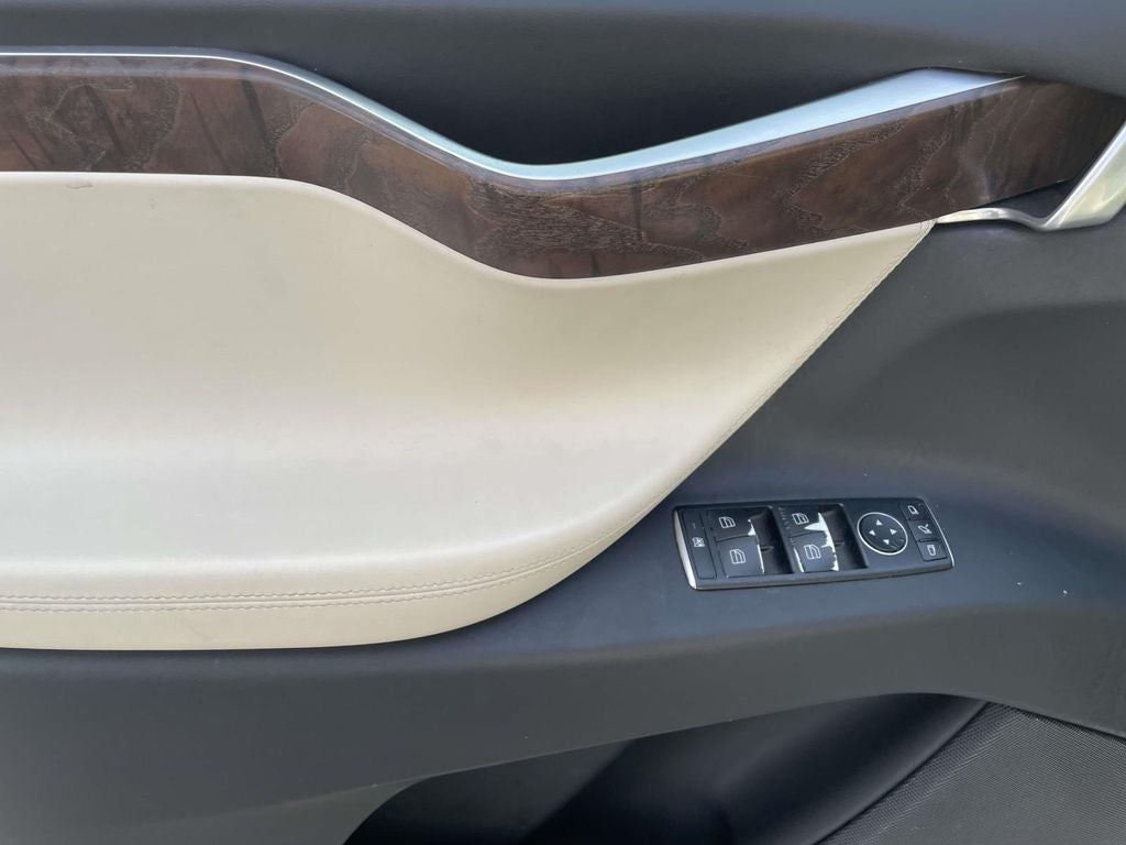 2017 Tesla Model X 75D