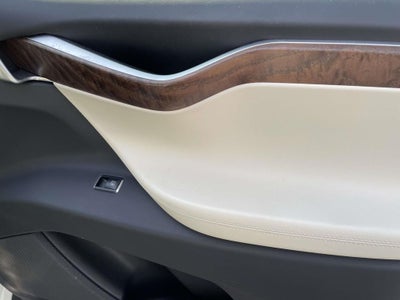 2017 Tesla Model X 75D