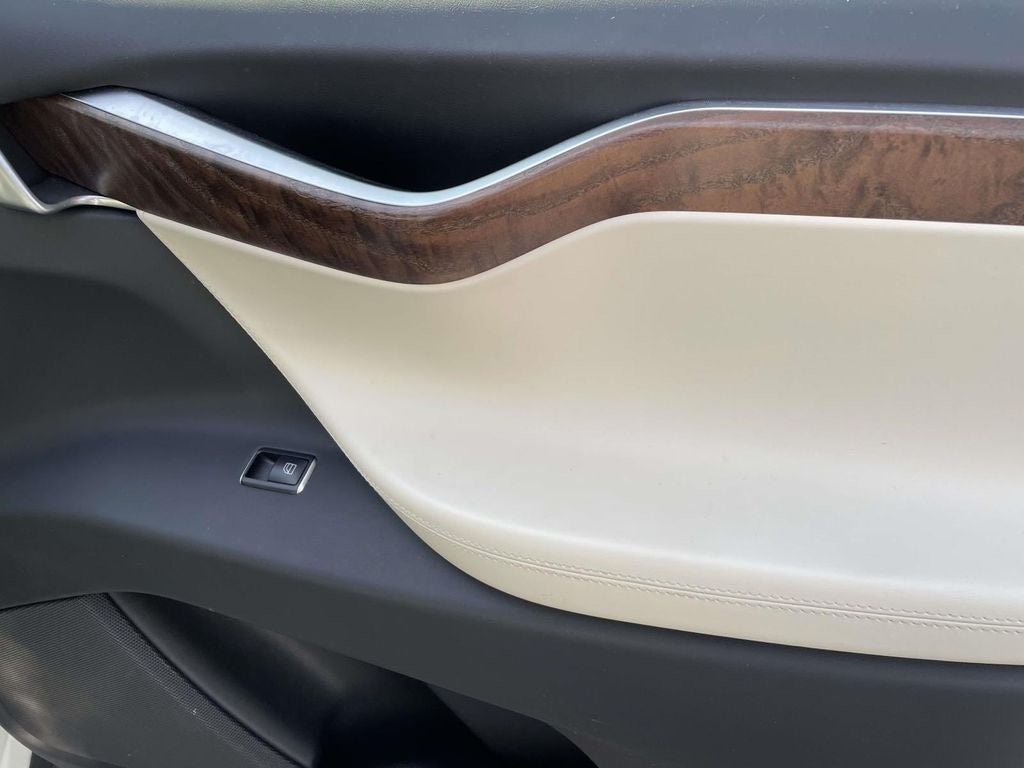 2017 Tesla Model X 75D