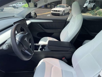 2024 Tesla Model Y Long Range Single Motor Rear-Wheel Drive