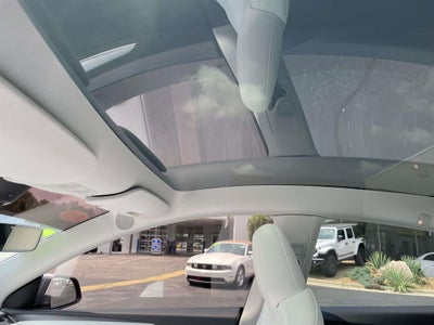 2024 Tesla Model Y Long Range Single Motor Rear-Wheel Drive