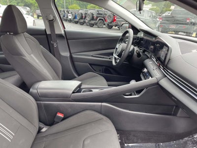 2025 Hyundai Elantra SEL Convenience