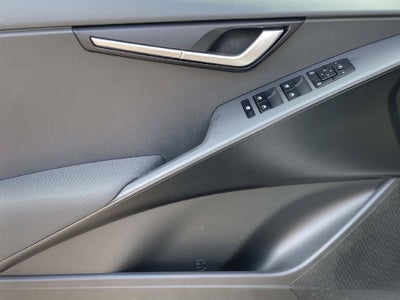 2025 Kia Niro LX