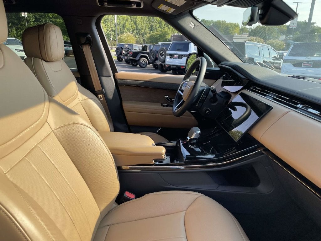 2024 Land Rover Range Rover Sport SE