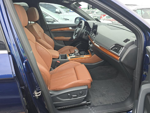 2022 Audi Q5 Prestige 45 TFSI S line quattro S tronic