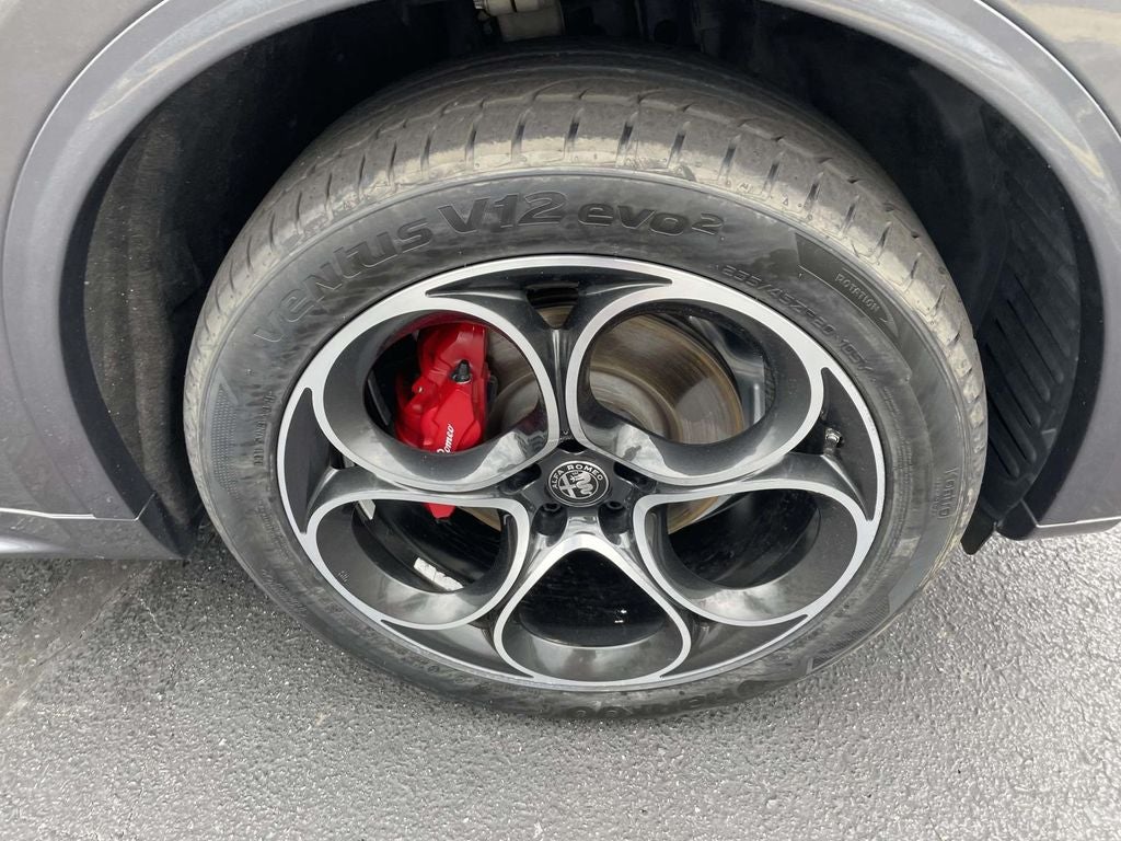 2022 Alfa Romeo Stelvio Ti AWD