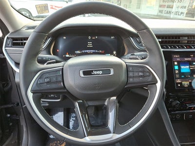 2023 Jeep Grand Cherokee L Laredo