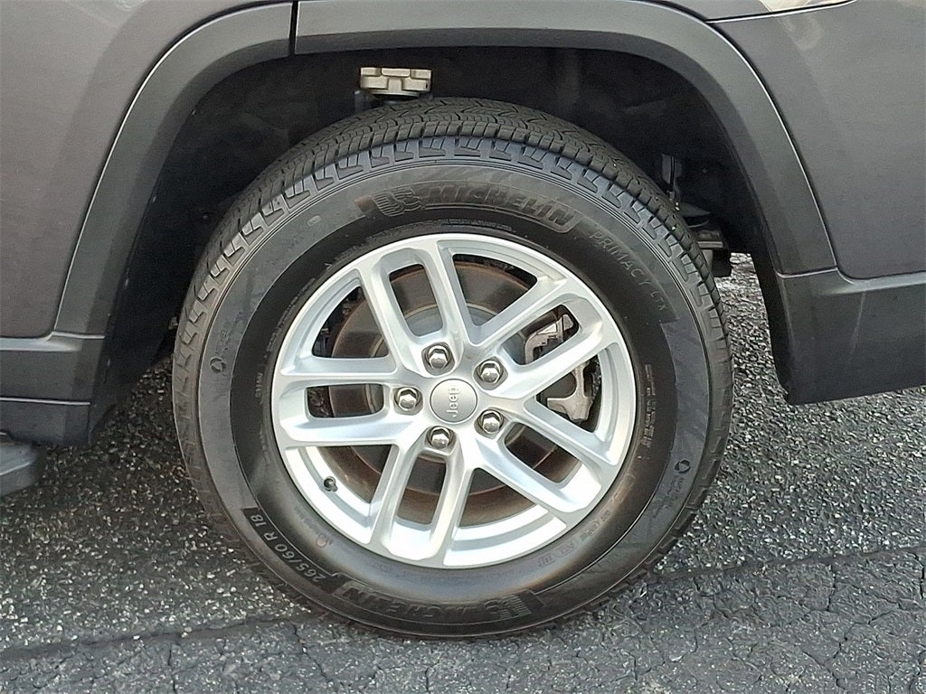 2023 Jeep Grand Cherokee L Laredo