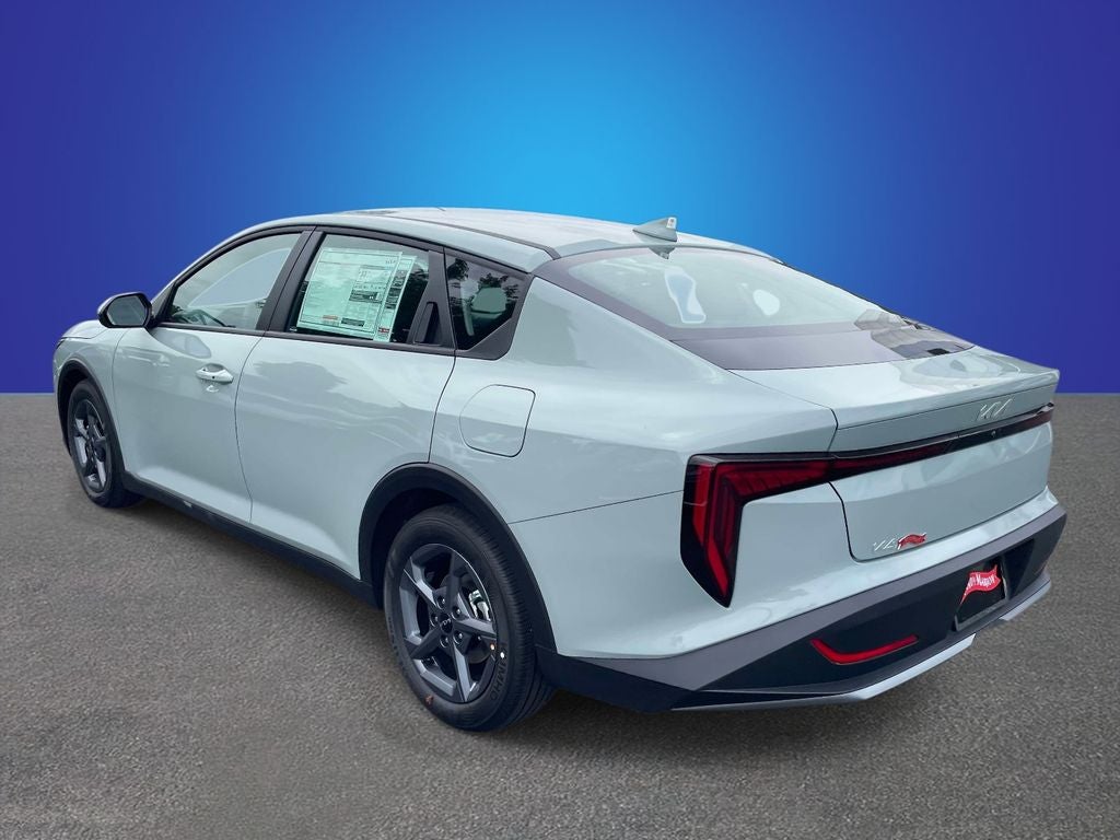 2026 Kia K4 LXS