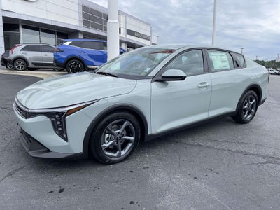 2026 Kia K4 LXS