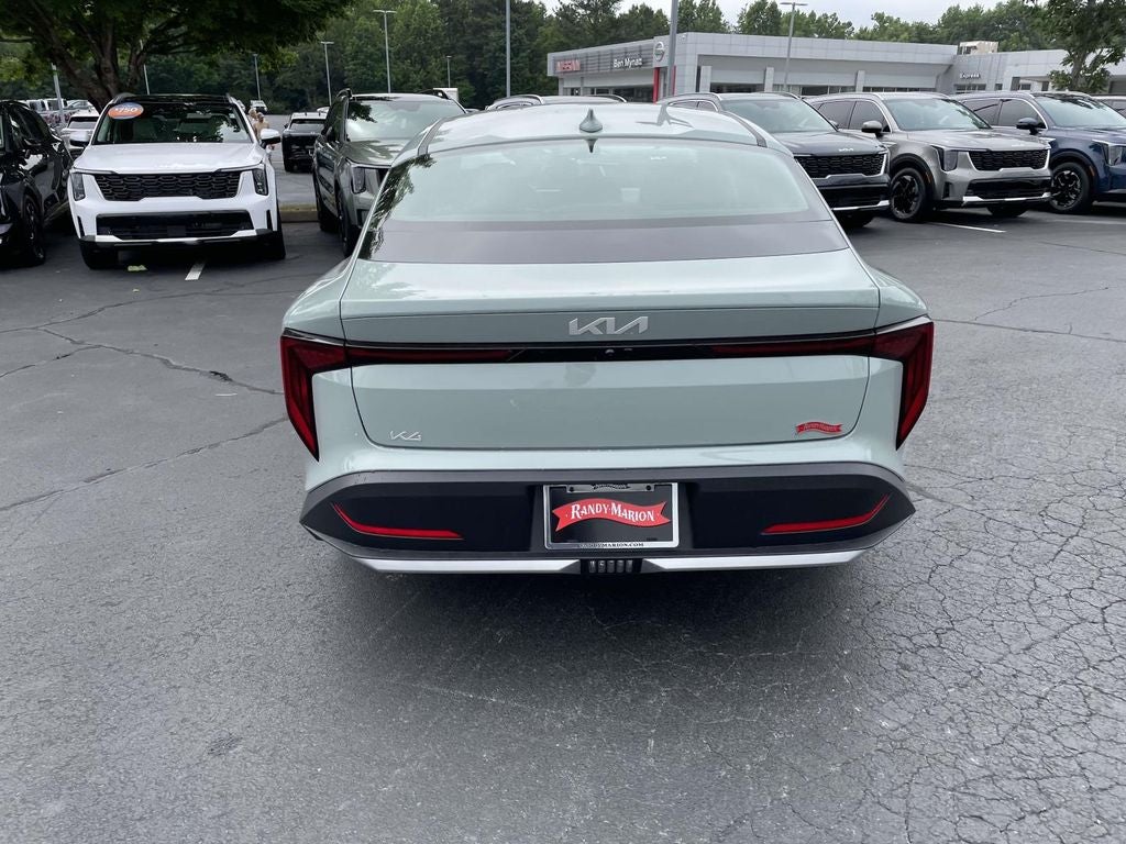 2026 Kia K4 LXS