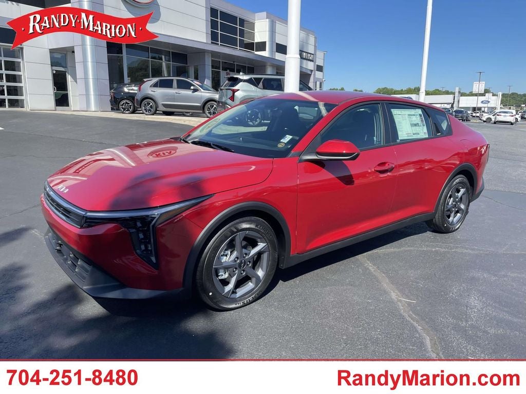 2026 Kia K4 LXS