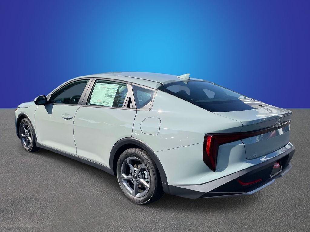 2026 Kia K4 LXS