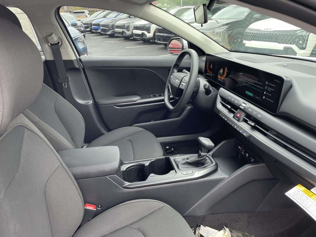 2026 Kia K4 LX