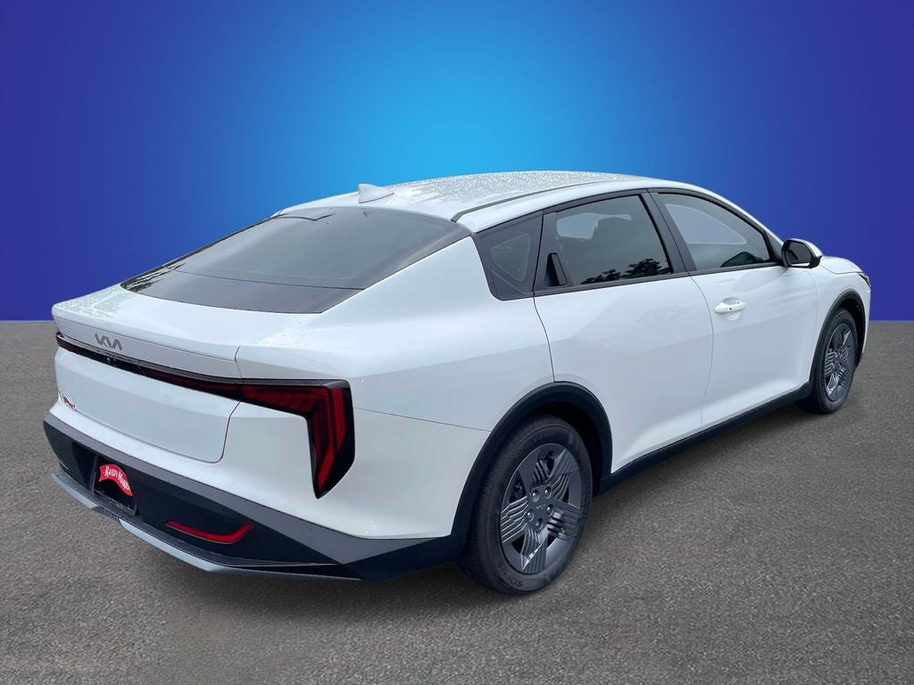 2026 Kia K4 LX