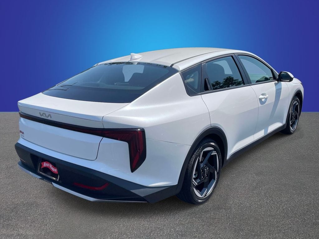 2026 Kia K4 EX
