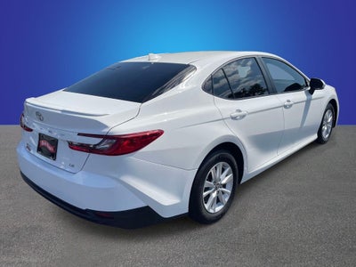 2025 Toyota Camry LE