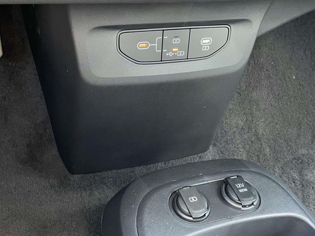 2026 Kia EV6 Light