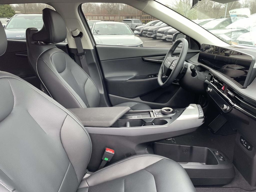 2025 Kia EV6 Wind